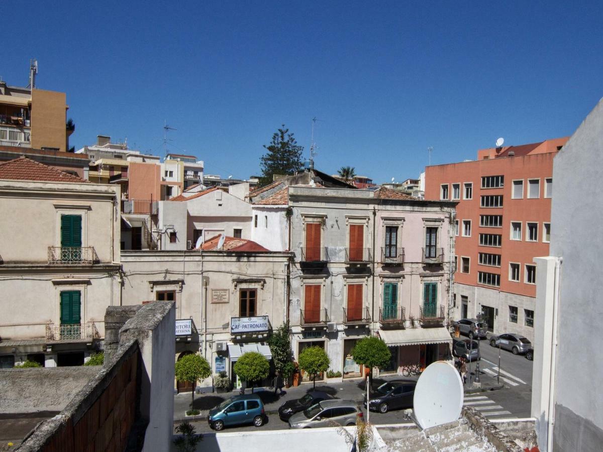 Il Covo Sul Porto Apartment Милацо Екстериор снимка