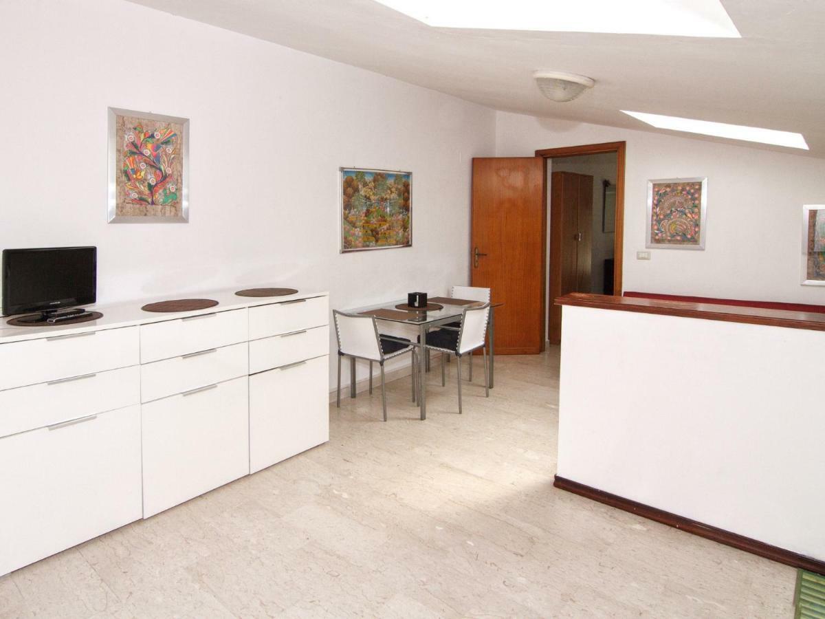 Il Covo Sul Porto Apartment Милацо Екстериор снимка